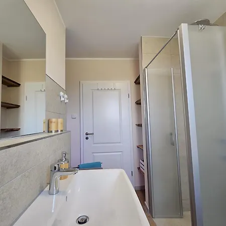 Liv Semesterbostad *