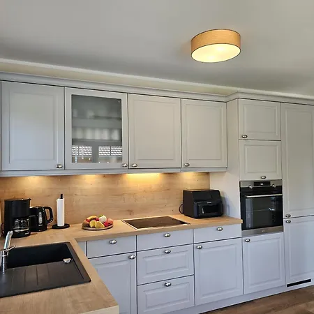 Semesterbostad Liv *